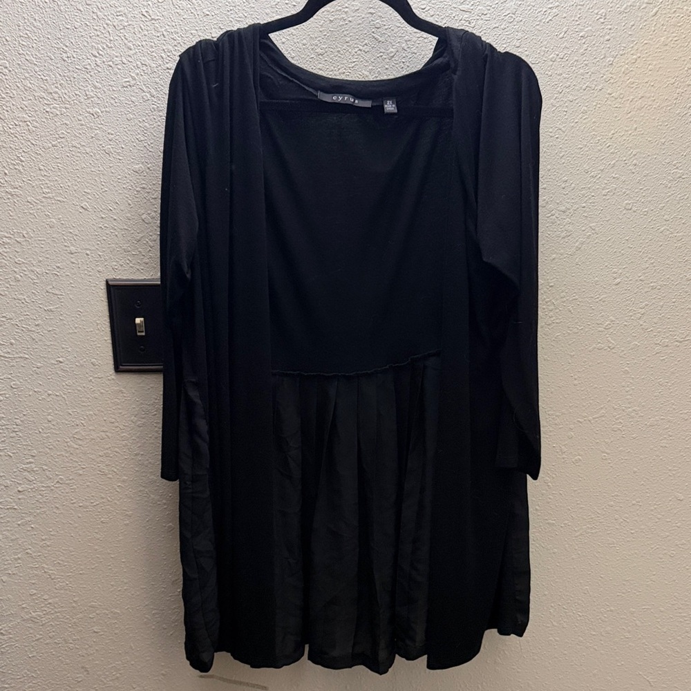 Cyrus Black Open-Front Pleated-Back Cardigan